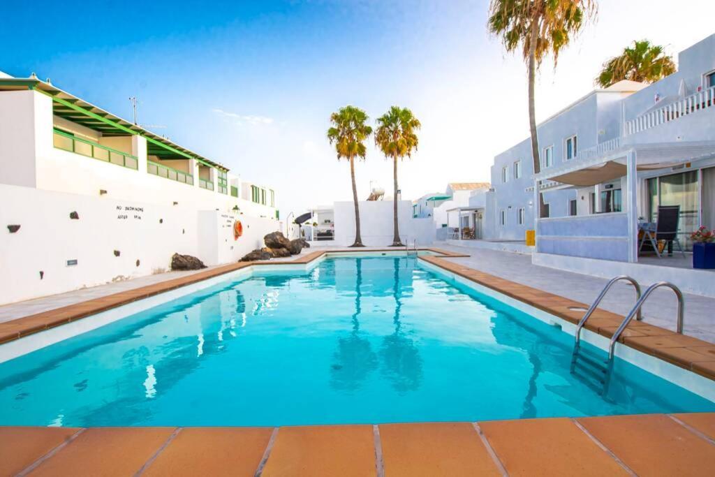 Apartamento Aguaviva, Tu Lugar Al Lado Del Oceano Costa Teguise Luaran gambar